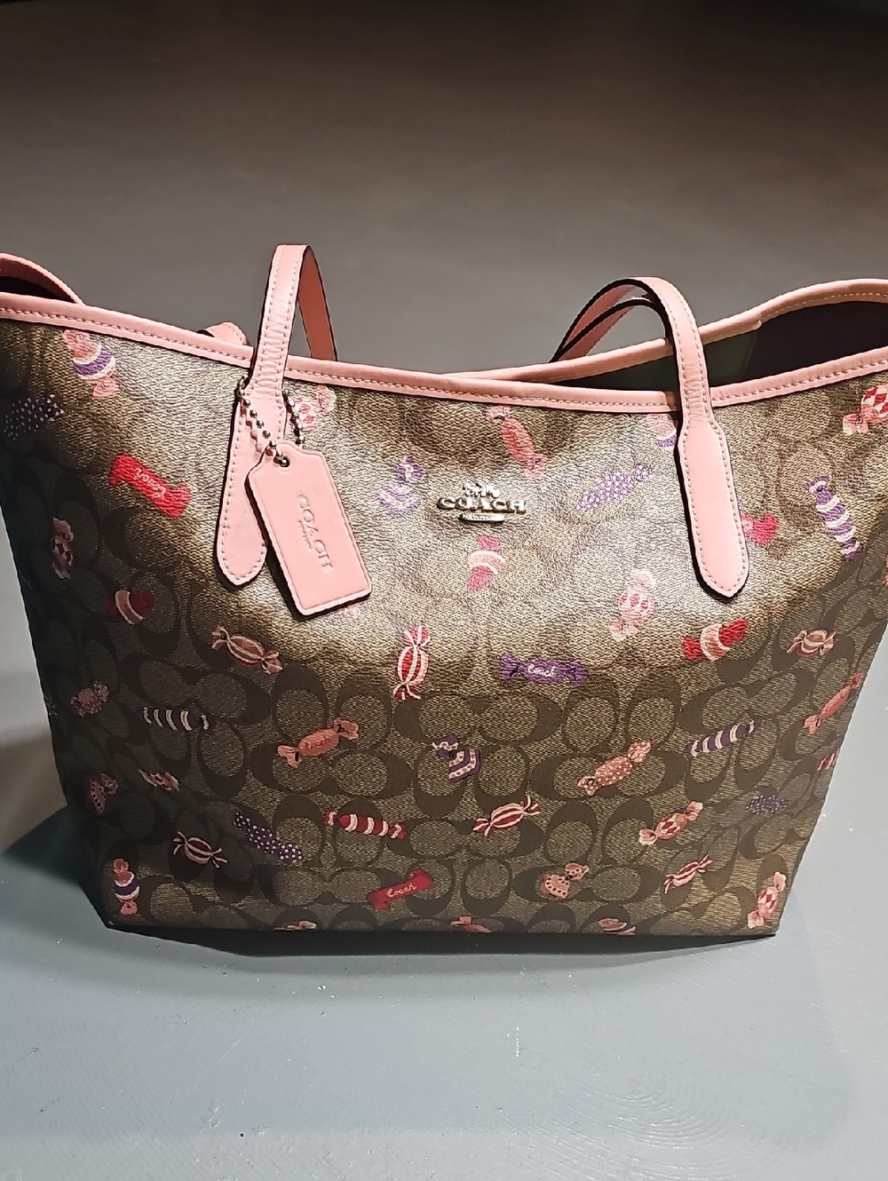 Coach C2534 City Tote Bag In Signature Canvas With Candy Print